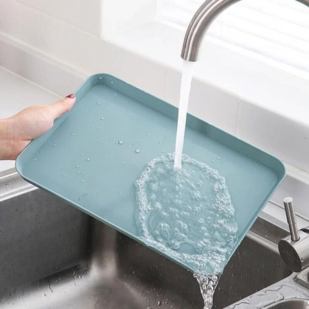 Pravokutni plastični pladanj za posluživanje – protuklizan i otporan na ogrebotine