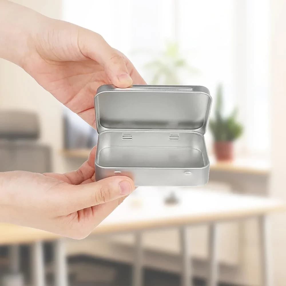Set od 6 metalnih kutijica s poklopcem – mini prijenosni spremnici za sitnice, bombone i rukotvorine
